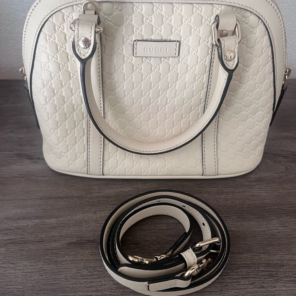 Gucci Ivory Shoulder bag with Black Accents - Picture 9 of 13